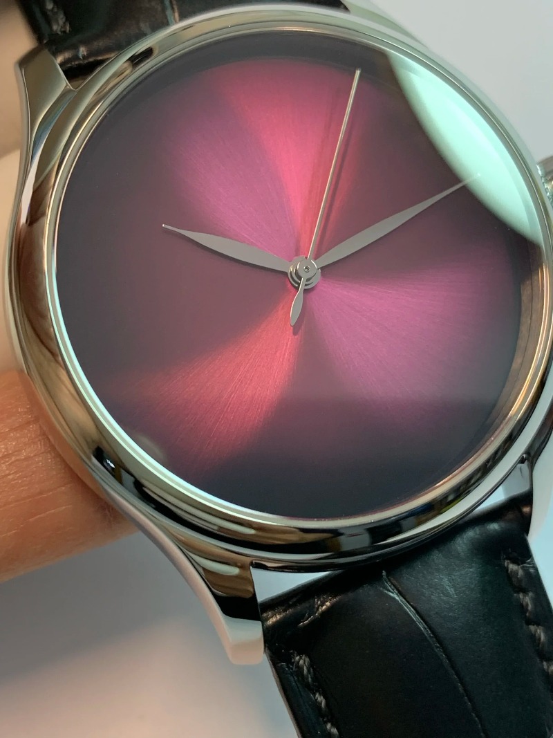 Woordeloos boek, Zwitsers fijn - Jewellery Watches recensie en prijs